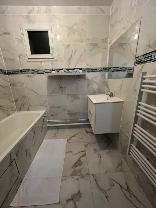 Appartement Luxueux 70M2, 2 Chambres Argenteuil Eksteriør billede
